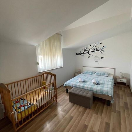Apartmani Kristo 2 Задар Екстериор снимка